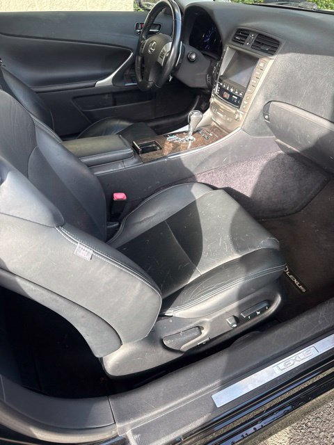 Used 2015 Lexus IS 250C w/ Luxury Package RWD image 6