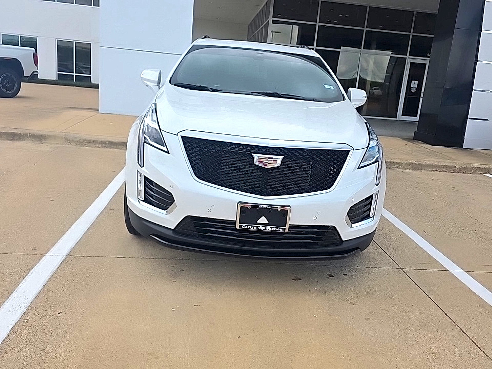 Used 2025 Cadillac XT5 Sportv w/ LPO, Floor Liner Package AWD/4WD image 5