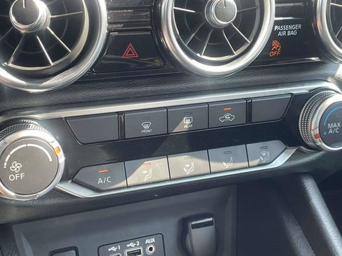 Used 2025 Nissan Sentra SV FWD image 17