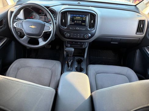 Used 2019 Chevrolet Colorado W/T w/ WT Convenience Package RWD image 16