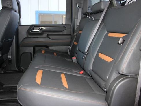 Used 2024 GMC Sierra 2500 AT4 w/ AT4 Premium Plus Package image 28