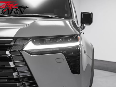 Used 2024 Lexus GX 550 AWD/4WD image 10
