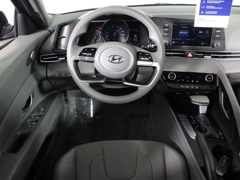 Certified 2023 Hyundai Elantra SEL FWD image 8
