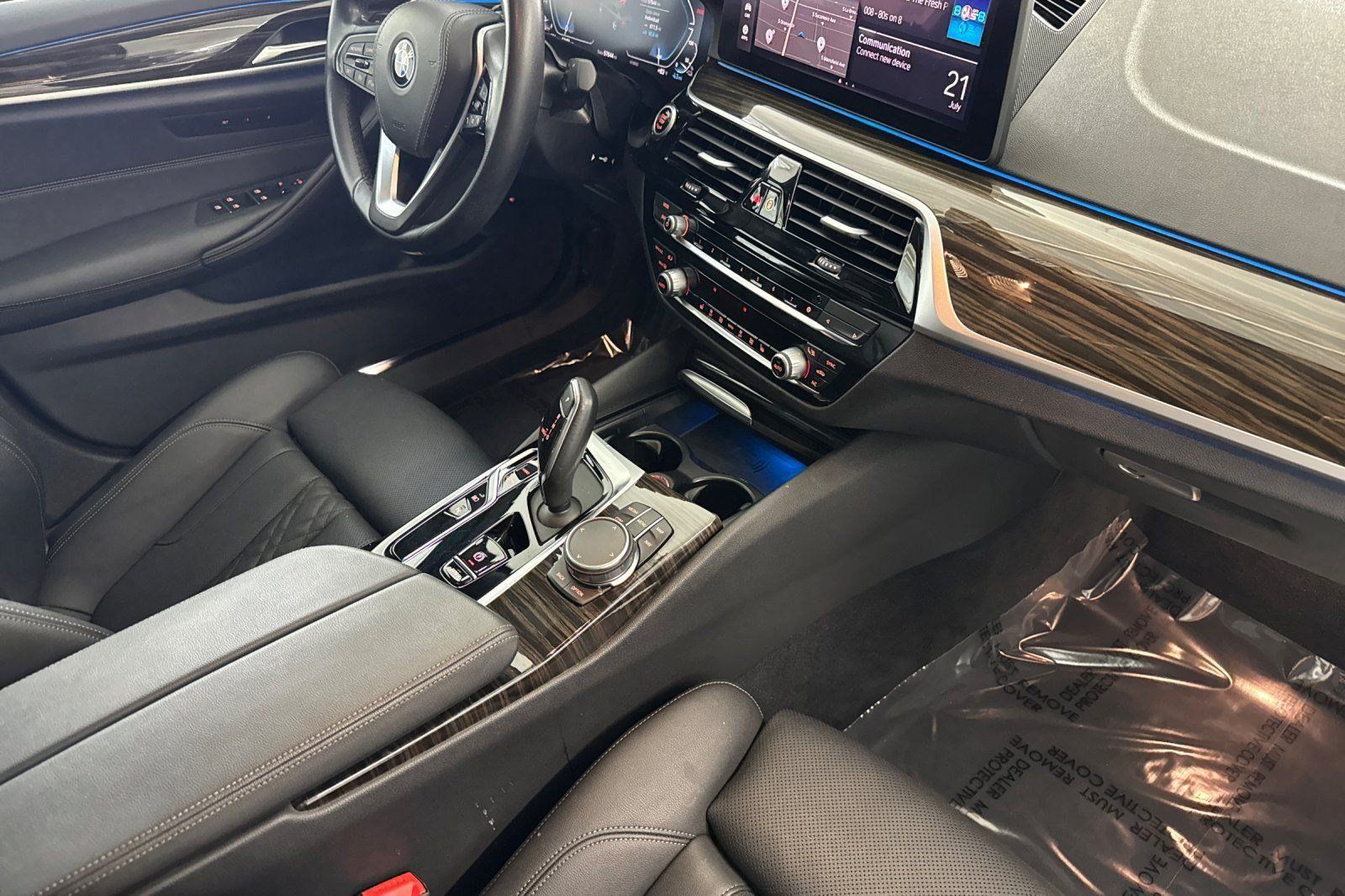 Used 2023 BMW 530e w/ Convenience Package RWD image 33