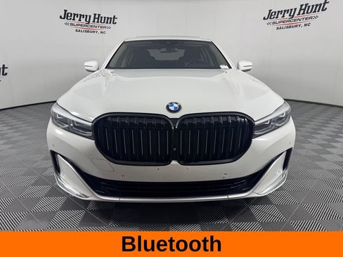Used 2020 BMW 740i xDrive w/ Cold Weather Package AWD/4WD image 4