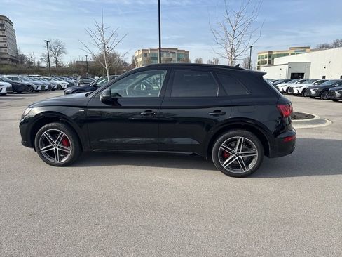 Used 2024 Audi Q5 e Premium Plus w/ Premium Plus Package image 8