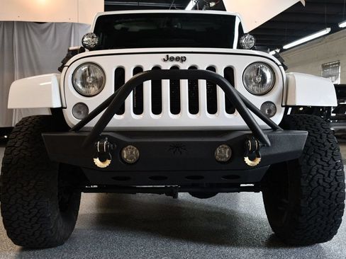 Used 2014 Jeep Wrangler Unlimited Sahara AWD/4WD image 45