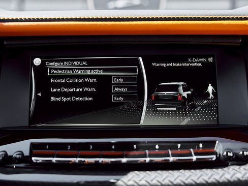 Used 2024 Rolls-Royce Cullinan Black Badge image 81