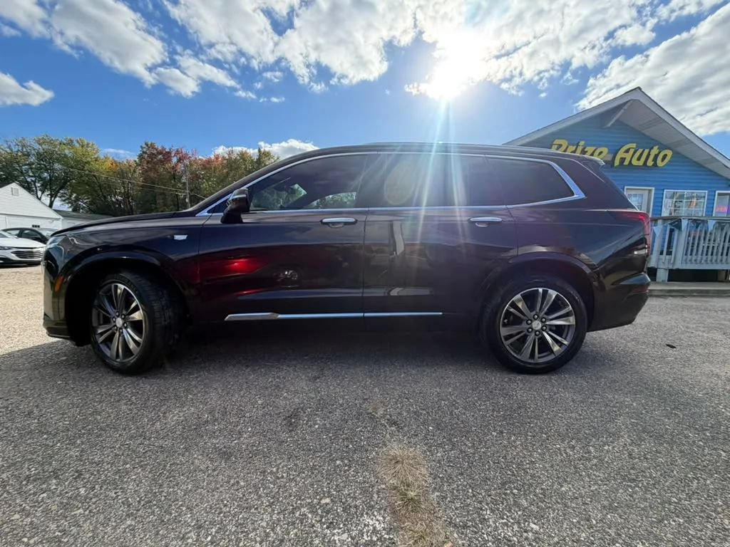Used 2021 Cadillac XT6 Premium Luxury AWD/4WD image 3