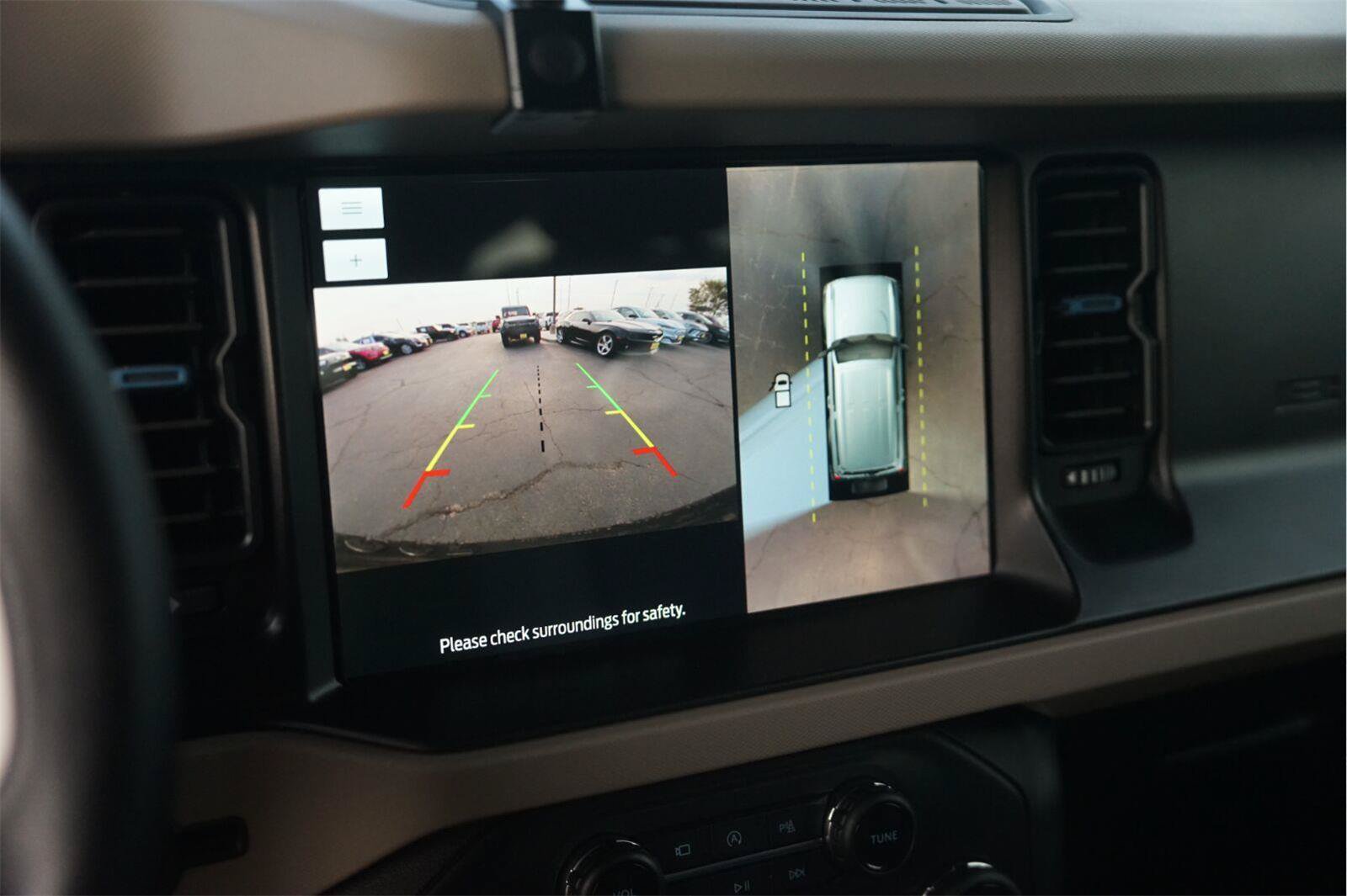 Used 2023 Ford Bronco Wildtrak AWD/4WD image 27