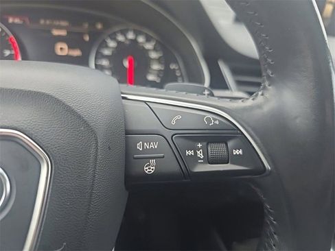 Used 2018 Audi Q7 3.0T Premium image 15