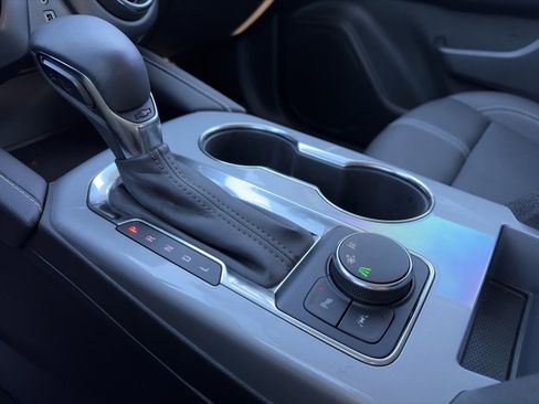 Used 2024 Chevrolet Blazer LT image 24