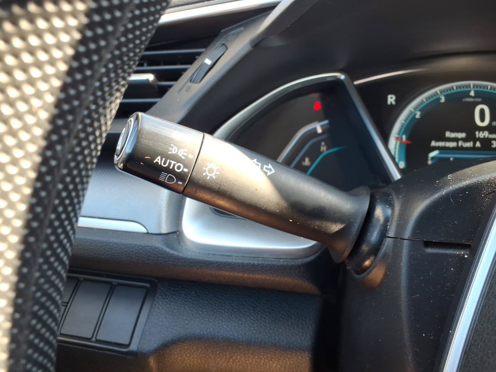 Certified 2018 Honda Civic EX image 18