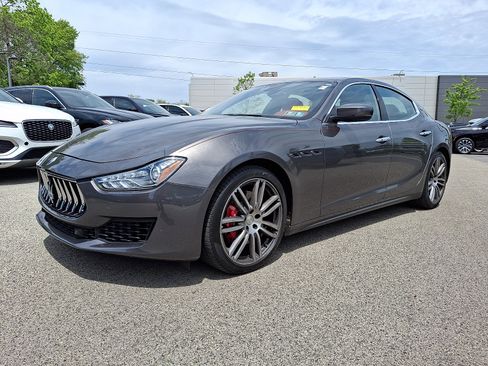 Used 2018 Maserati Ghibli S Q4 AWD/4WD image 1