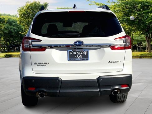 Used 2023 Subaru Ascent Premium w/ Convenience Package image 5