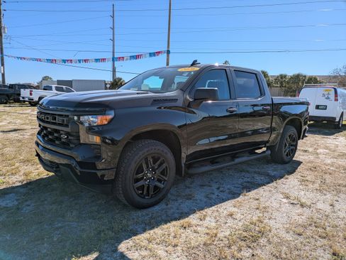 Used 2026 Chevrolet Silverado 1500 Custom w/ Turbomax Blackout Package AWD/4WD image 8