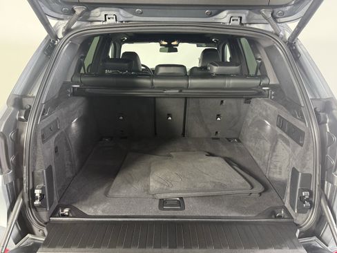 Certified 2025 BMW X5 xDrive40i w/ Executive Package image 9