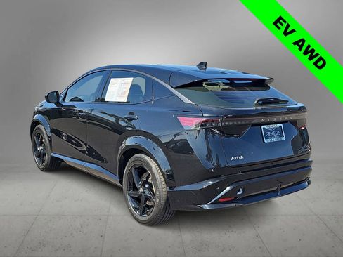 Used 2023 Nissan Ariya AWD image 6