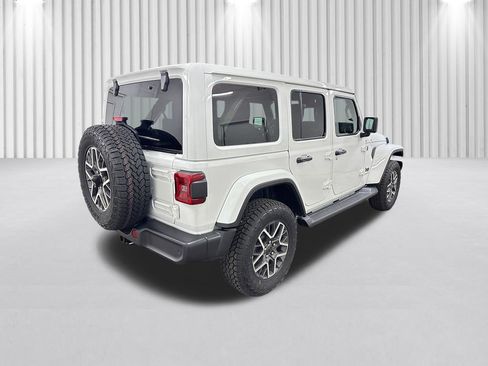 New 2026 Jeep Wrangler Sahara image 5