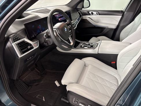 Used 2024 BMW X5 xDrive40i w/ Premium Package image 26