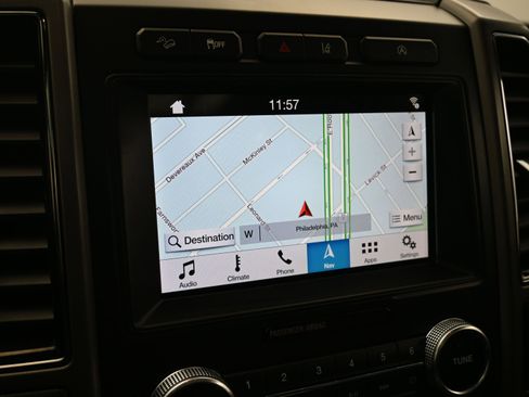 Used 2018 Ford Expedition Max XLT w/ Equipment Group 202A image 19