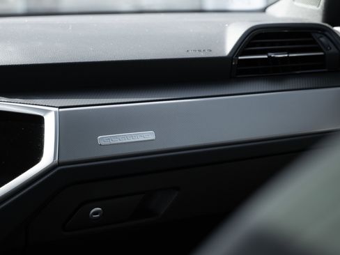 Certified 2023 Audi Q3 2.0T Premium Plus w/ Premium Plus Package image 14