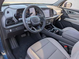 New 2026 Chevrolet Traverse LT video 3