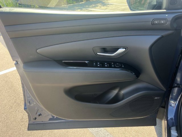 Certified 2026 Hyundai Tucson Limited FWD image 28
