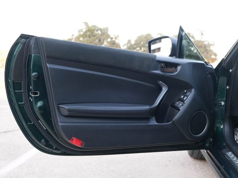 Used 2020 Toyota 86 image 13