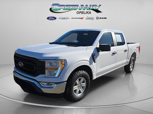 Used 2022 Ford F150 XL w/ Trailer Tow Package image 3