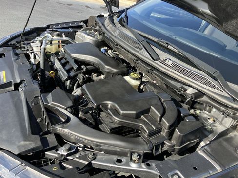 Used 2022 Nissan Rogue Sport S image 33