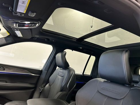 New 2025 Jeep Grand Cherokee Overland w/ Adv Protech Group III image 27