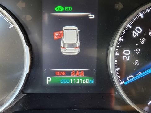 Certified 2021 Toyota RAV4 XLE Premium AWD/4WD image 26