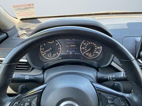 Used 2020 Nissan Altima 2.5 SR FWD image 13