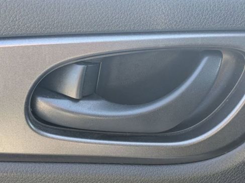 Used 2020 Nissan Rogue Sport S image 26