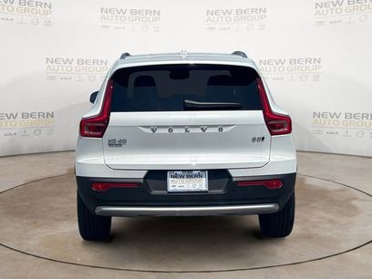 New 2025 Volvo XC40 B5 Core w/ Protection Package Premier