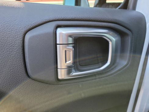 Used 2023 Jeep Wrangler Unlimited Sahara w/ Cold Weather Group image 25