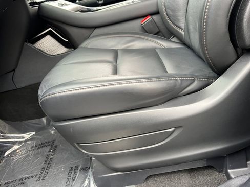 Used 2025 Lincoln Aviator Reserve image 17