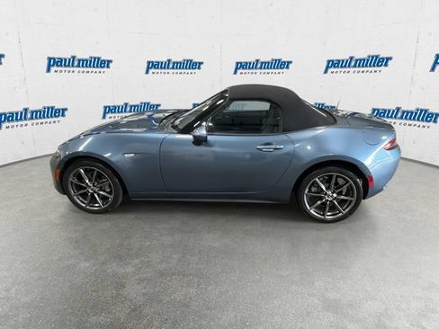 Used 2016 MAZDA MX-5 Miata Grand Touring RWD image 7