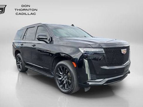 Used 2023 Cadillac Escalade Sport AWD/4WD image 7