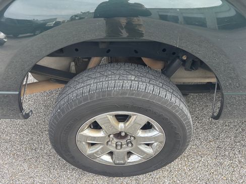 Used 2014 Ford F150 XLT w/ Equipment Group 302A Luxury image 14