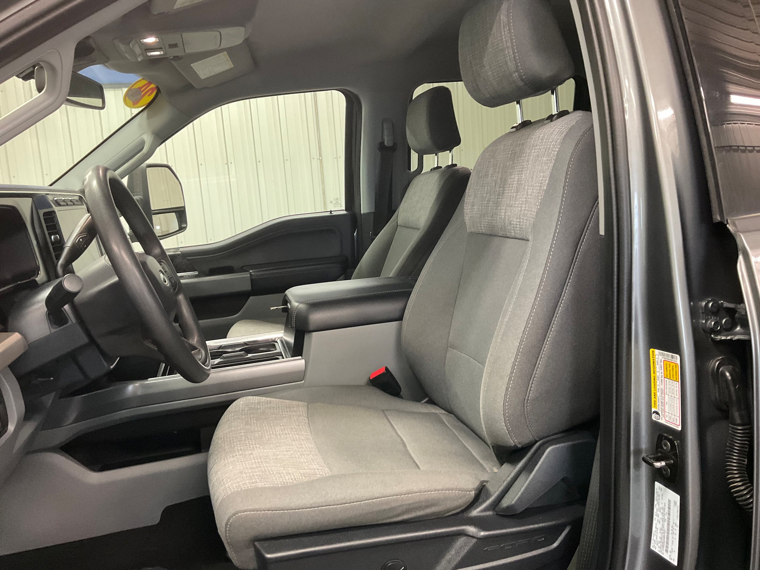 Used 2024 Ford F250 XLT w/ XLT Premium Package AWD/4WD image 12