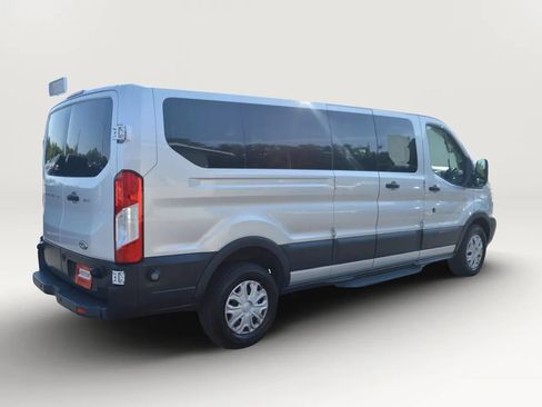 Used 2015 Ford Transit 350 XLT RWD image 9