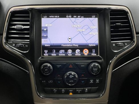 Used 2016 Jeep Grand Cherokee Limited image 10