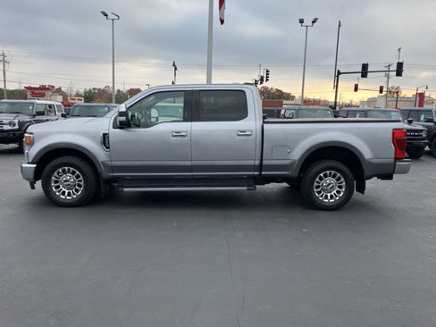 Used 2022 Ford F250 Lariat w/ Chrome Package image 4
