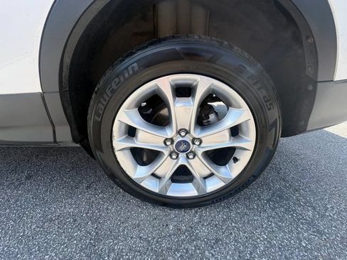 Used 2015 Ford Escape Titanium AWD/4WD image 10