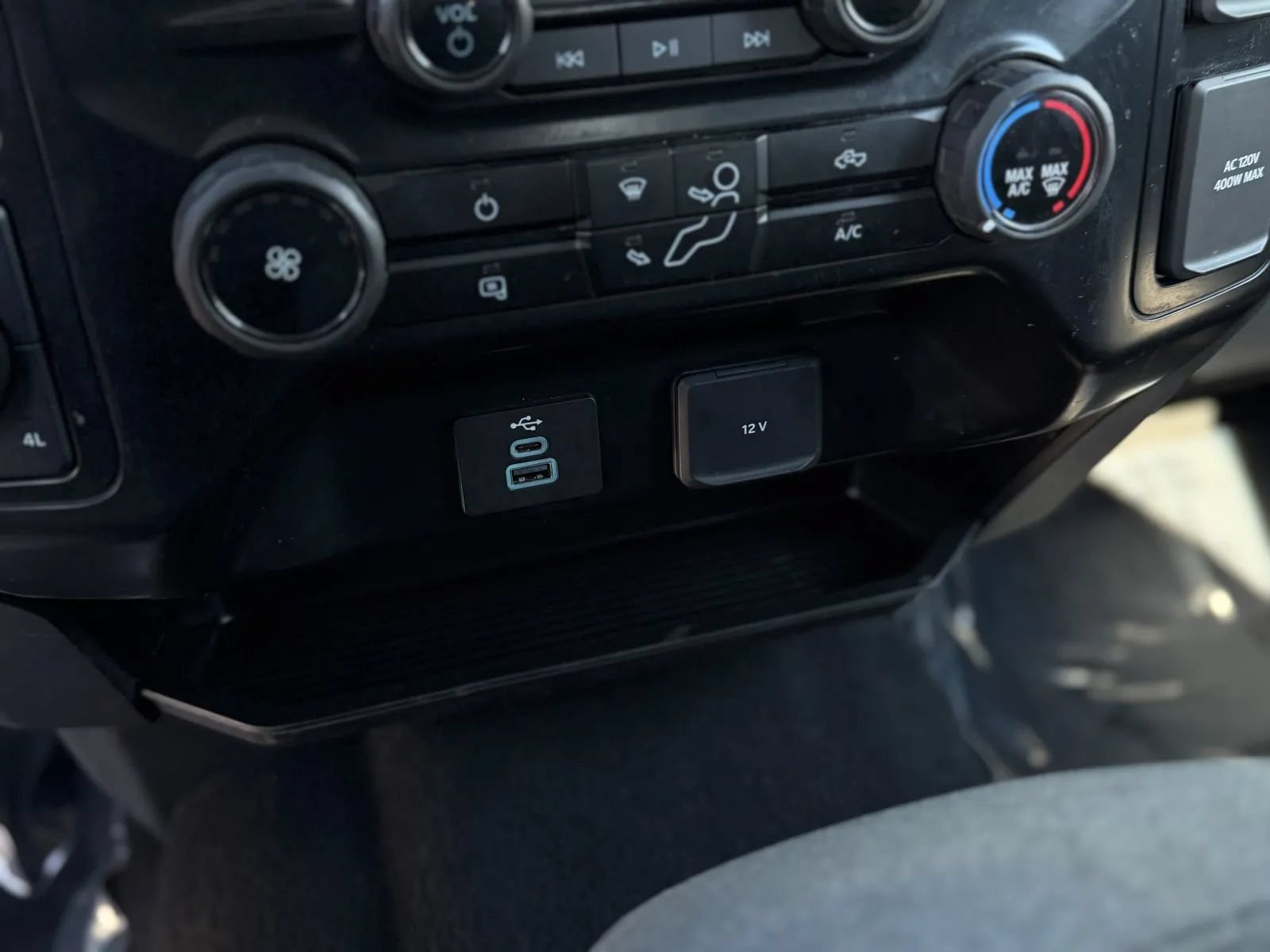 Used 2025 Ford F250 XLT AWD/4WD image 35