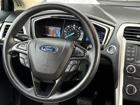 Used 2018 Ford Fusion S image 13