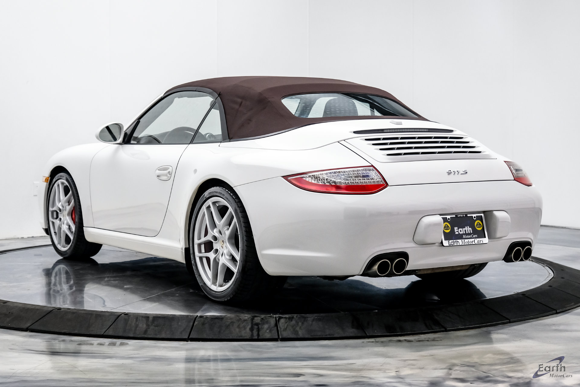 Used 2011 Porsche 911 Carrera S RWD image 14