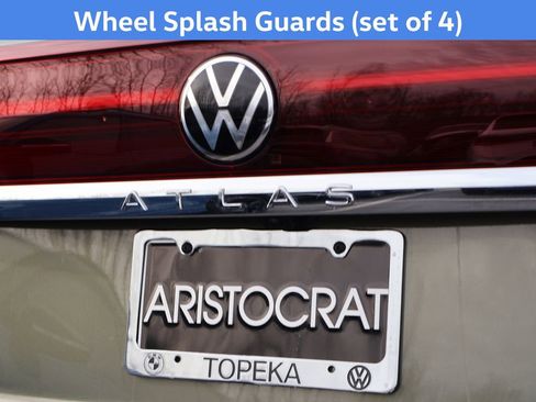 New 2026 Volkswagen Atlas Cross Sport SEL Premium R-Line image 9